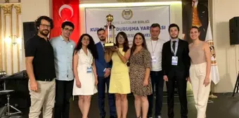 Mersin Barosu stajyer avukatları, Kurgusal Duruşma yarışmasında bölge birincisi oldu