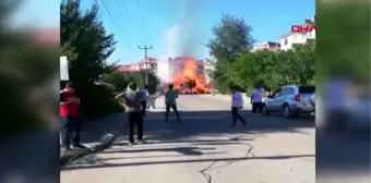 Son dakika haber: Ankara'da, saman yüklü TIR alev alev yandı