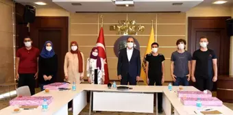 Başkan Altay YKS'de ilk 100'e giren Konyalı öğrencileri ağırladı