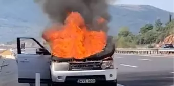 Araç yandı, sürücü son anda kurtuldu