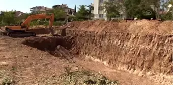 Deprem nedeniyle yıkılan okulun yerine yenisinin temeli atıldı