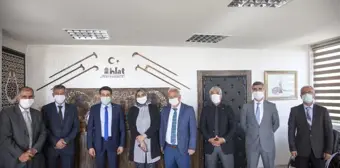 Ahlat'ta 19 Ekim Muhtarlar Günü kutlandı