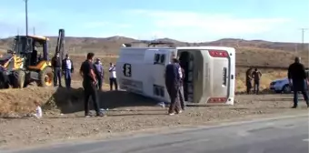 Belediye otobüsü devrildi: 17 yaralı