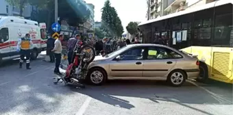 Otomobil ile çarpışan motosikletteki 2 kişi yaralandı