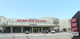 Tandıra düşmesi sonucu vücudunda yanık oluşan minik Havva tedaviye alındı