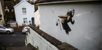 Banksy'nin son eserini duvarına yaptığı evin fiyatı 17 kat arttı