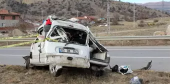 KASTAMONU - Otomobille hafif ticari araç çarpıştı: 2 ölü, 2 yaralı