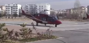 Solunum sıkıntısı yaşayan hasta hava ambulansıyla Ankara'ya sevk edildi