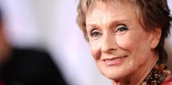 Ödüllü oyuncu Cloris Leachman öldü