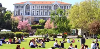 Boğaziçi Üniversitesi özel mi? Boğaziçi ücretli mi? Boğaziçi Üniversitesi'ni kim kurdu?