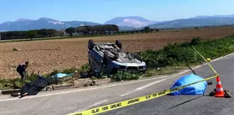 İzmir'de süt kamyonu ile hafif ticari araç çarpıştı: 3 ölü, 4 yaralı