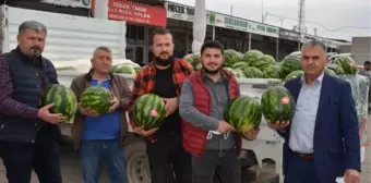 Antalya'da mevsimin ilk karpuzu 7 lira