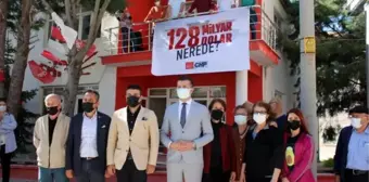 CHP'Lİ BAŞKANLA POLİS ARASINDA PANKART TARTIŞMASI