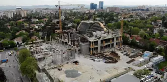 İnşaatı devam eden Levent Cami drone ile havadan görüntülendi