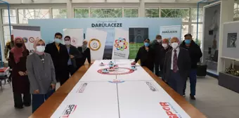 Darülaceze sakinleri, 'Floor Curling' müsabakalarında gönüllü gençlerle kıyasıya yarıştı