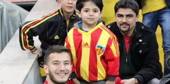 10 yaşındaki 'Kayserili Messi' çalımlarıyla hayran bırakıyor