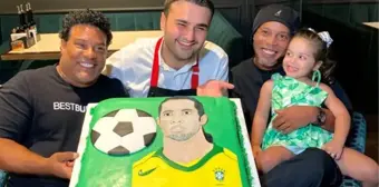 Ronaldinho yemeklere hayran kaldı