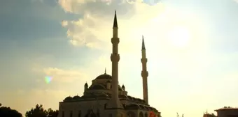 Eşari kimdir? Ebü'l Hasan Eş'ari hangi dönemde yaşamıştır, eserleri nelerdir?