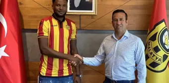 Yeni Malatyaspor, 12 futbolcuyu kadrosuna kattı