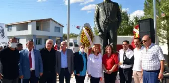 Doğdukları mahalleye 3,5 metrelik Atatürk heykeli yaptırdılar