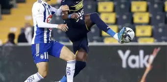 UEFA Avrupa Ligi: HJK Helsinki: 1 - Fenerbahçe: 2 (İlk yarı)