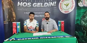 Çaykur Rizespor, gurbetçi futbolcu Deniz Hümmet'i renklerine bağladı