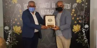 Üniversiteden 'Engelsiz Yaşam Dostları'na plaket