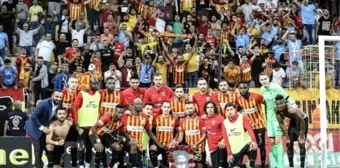 Kayserispor, galibiyeti hayatını kaybeden taraftarına armağan etti