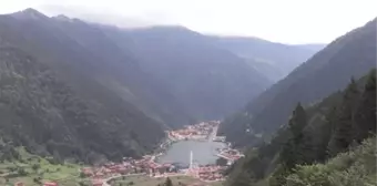 Uzungöl'e ziyaretçi akını