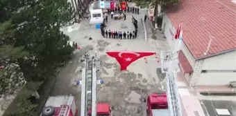 KASTAMONU - Öğrenciler bir günlerini itfaiye personeli gibi geçirdi