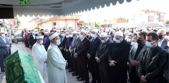 Son dakika haber | Diyanet İşleri Başkanı Erbaş, Dış İlişkiler Genel Müdürü Atalay'ın babasının cenaze namazına katıldı