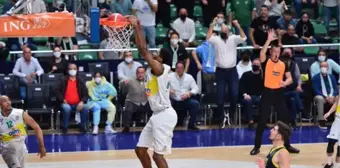 Frutti Extra Bursaspor - Fenerbahçe Beko: 84-73