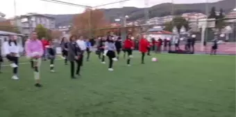 Kadınlar 'Kansere gol atıyoruz' etkinliğinde buluştu