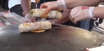 KAYMAKAM YÖNDEN, ÖĞRENCİLERE DÖNER DAĞITTI