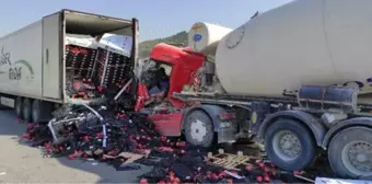 Son dakika haber! Beton mikserinin TIR'a çarptığı kaza kamerada