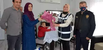 Polis özel öğrencileri yalnız bırakmadı