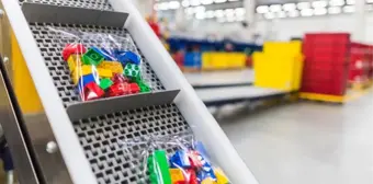 Dünyaca ünlü oyuncak şirketi Lego, Vietnam'da 1 milyar dolarlık fabrika kuracak