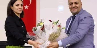 Prof Dr. Altunbaş'dan dijital marka iletişimi konferansı