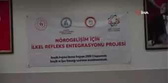 Down sendromlu öğrenciler ve öğretmenleri için refleks eğitimi verildi