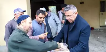 Başkan Güler'den Gönüllü vatandaşlara baklava ikramı