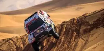 Dakar Rallisi'ne Nasser Al-Attiyah damga vurmaya devam ediyor