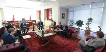 CHP Genel Başkanı Kılıçdaroğlu, Sosyalist Enternasyonel Başkanı Papandreu'yu kabul etti