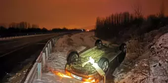 Tokat'ta devrilen otomobildeki 4 kişi yaralandı