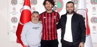 Ahmet Şahbaz Turgutluspor'la anlaştı