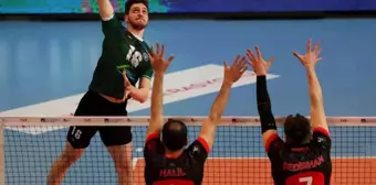 Voleybol: AXA Sigorta Efeler Ligi