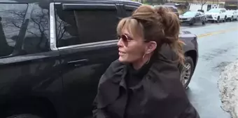 Eski Alaska valisi Sarah Palin New York Yüksek Mahkemesi'ne geldi