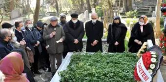 Türk basınının duayeni Mehmet Nezih Demirkent vefatının 21'inci yılında anıldı