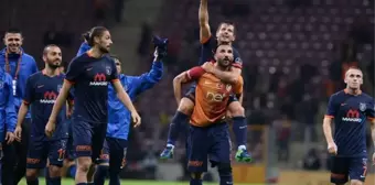 Eski Galatasaraylı futbolcudan olay paylaşım! Küme düşme iması taraftarı çıldırttı