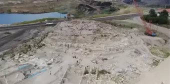 Kütahya'daki höyükten binlerce eser Anadolu arkeolojisine kazandırıldı