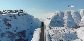 Erzincan'da kar ve tipiden kapanan 30 köy yolu ulaşıma açılıyor